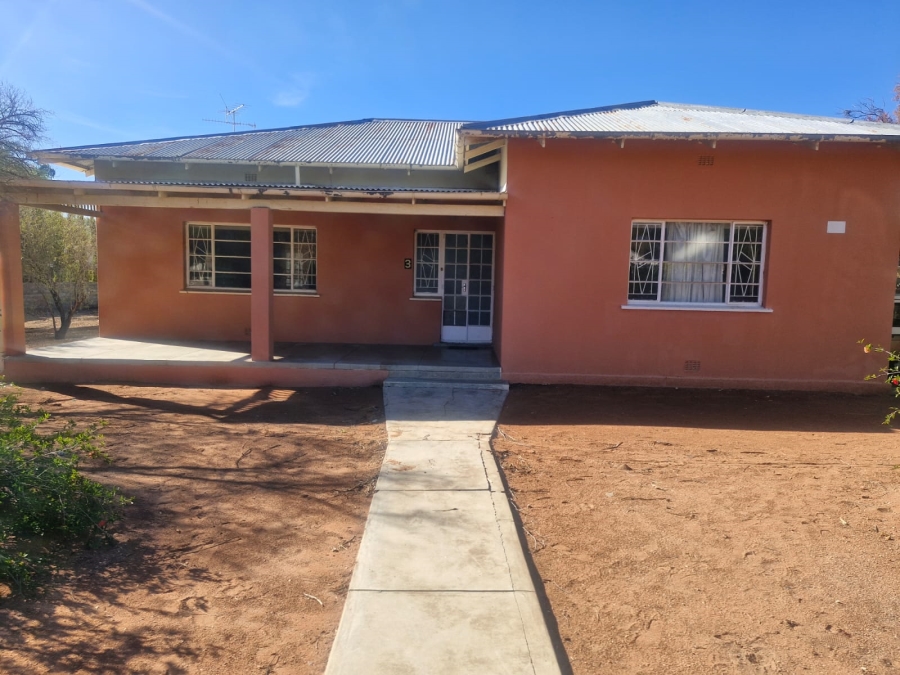 3 Bedroom Property for Sale in Middelpos Northern Cape